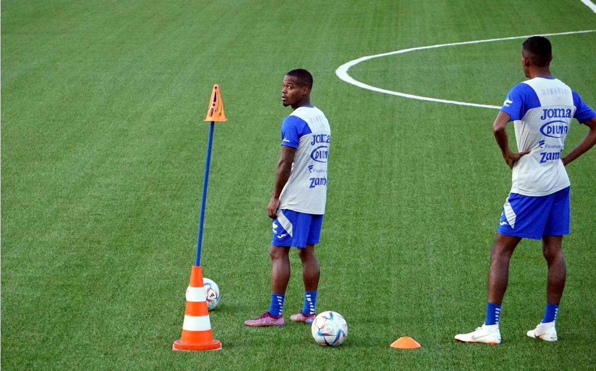 Edwin Solani Solano sigue contando con la confianza del seleccionador de Honduras.