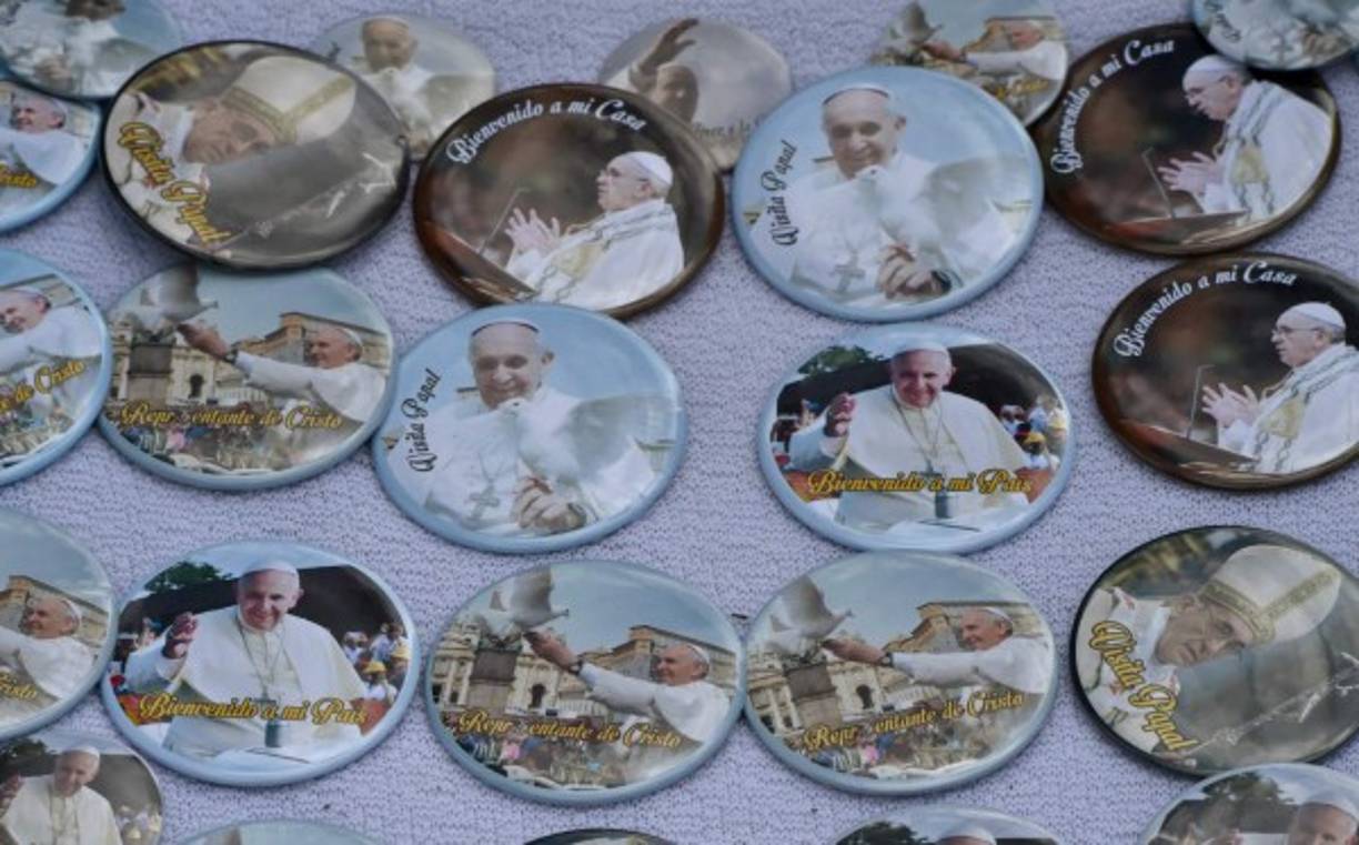 - 5 millones de hostias -<br/><br/>Se repartirán en las cuatro urbes en las que estará Jorge Bergoglio, según cálculos de la Iglesia católica colombiana.<br/>