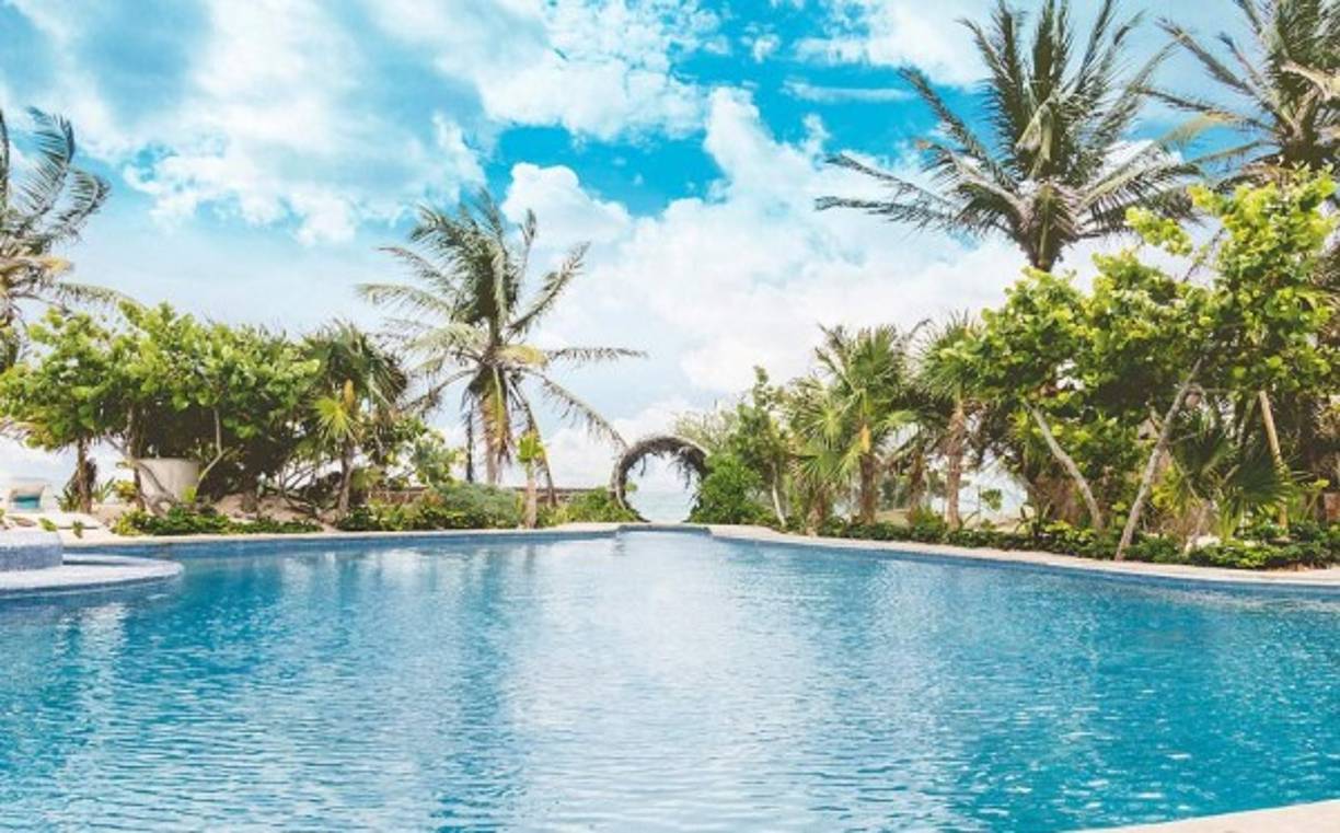 Los locales afirman que Escobar construyó la mansión en Tulum a principios de los años 80, cuando su imperio de tráfico de droga estaba en su máximo apogeo.