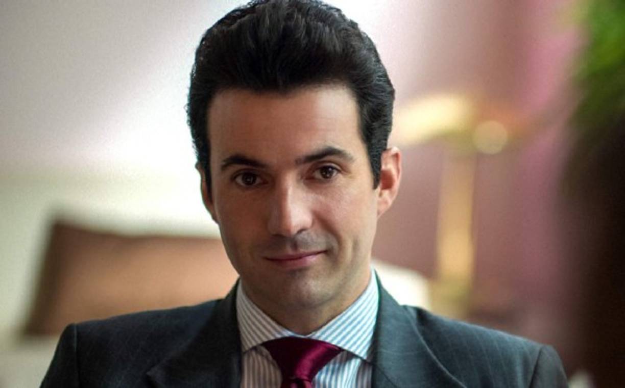 Una de las novedades de la segunda temporada de 'Luis Miguel, La Serie', es la aparición de un personaje que seguramente desatará polémica entre los fans de la producción de Netflix.