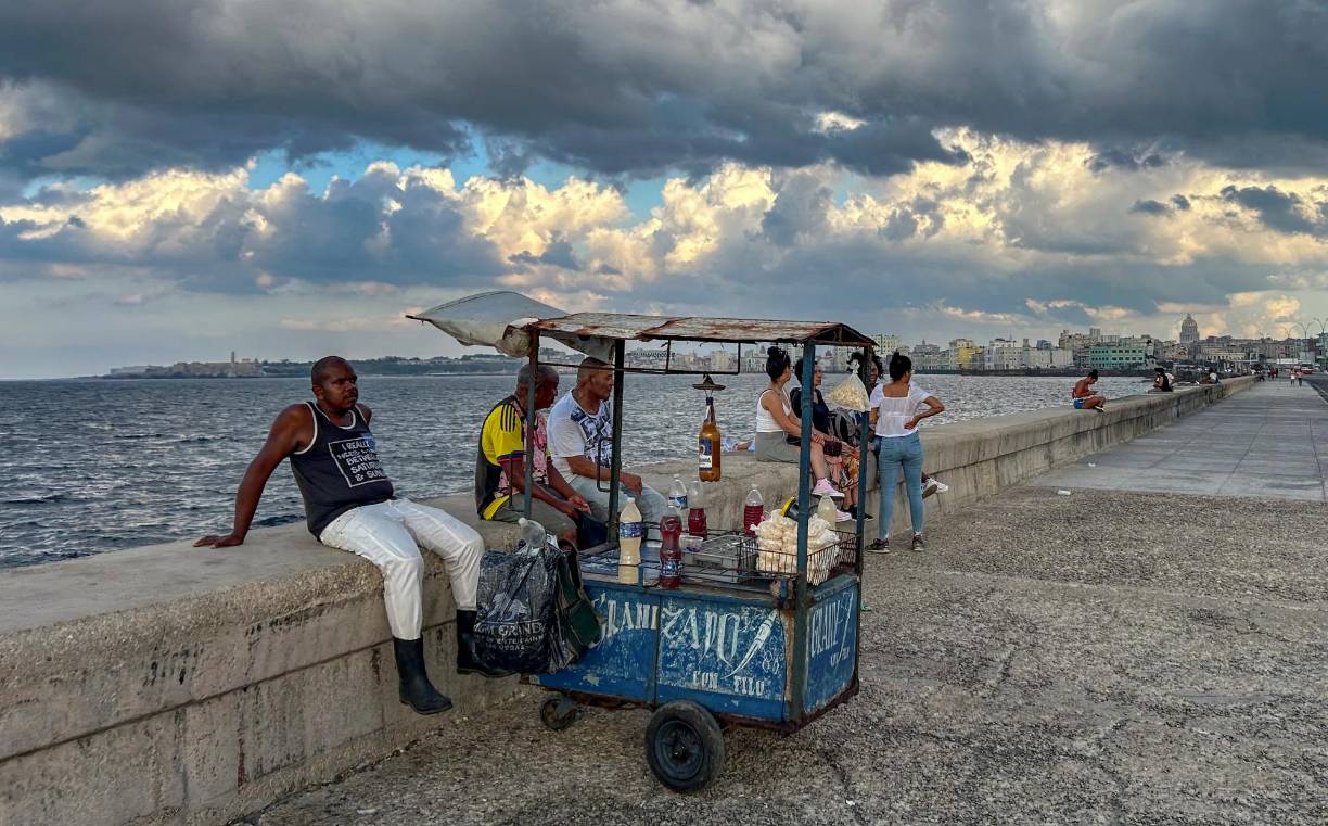 <b>Cuba</b> estima que la situación mejoraría si Estados Unidos la sacara de la lista de patrocinadores del terrorismo, una medida que obstaculiza las transacciones comerciales de la isla y las inversiones.