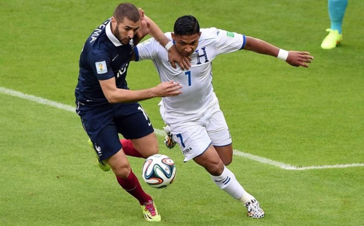 Que la Selección Nacional de Honduras clasificaría a dos Mundiales de Fútbol de manera consecutiva.