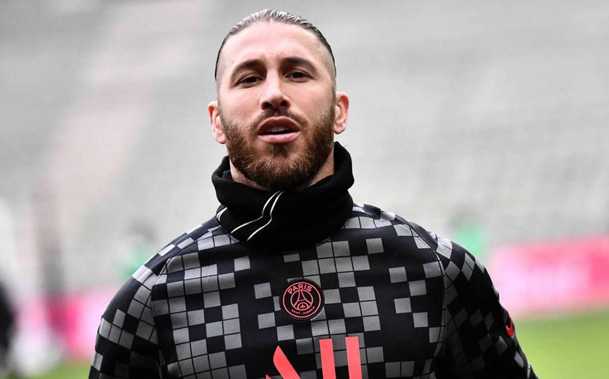 Según la prensa francesa otro de los caprichos de Mbappé al PSG es que no permanezca en el club Sergio Ramos. El exdelantero nunca vio con bueno ojos la llegada del ex capitán del Real Madrid al equipo.