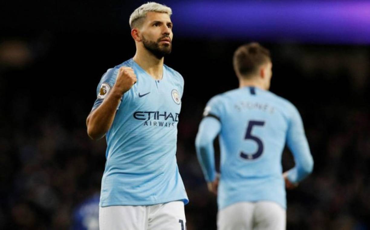 Sergio Agüero: Tras la sanción de la UEFA, el referente en el ataque del Manchester City planea salir del club. En diversas ocasiones ha señalado su deseo de volver a Argentina para retirarse en el Independiente de dicho país.