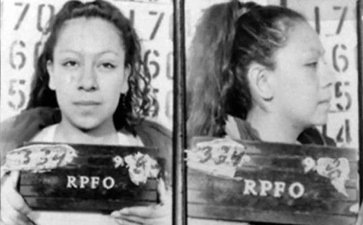 'Preciosa si nos podemos ver (ojalá y se pueda mañana) quiero darte un dulce beso y estrecharte en mis brazos para conservar ese recuerdo cada que piense en ti y con ello poder aguantar tu ausencia en lo que Dios nos permite volver a reunirnos en otras condiciones y en otro que no sea este difícil lugar', escribió el capo a su amante antes de su liberación.<br/><br/>Hernández fue asesinada en diciembre de 2008. Las autoridades culparon del crimen al cartel de Los Zetas, enemigo de 'El Chapo'.