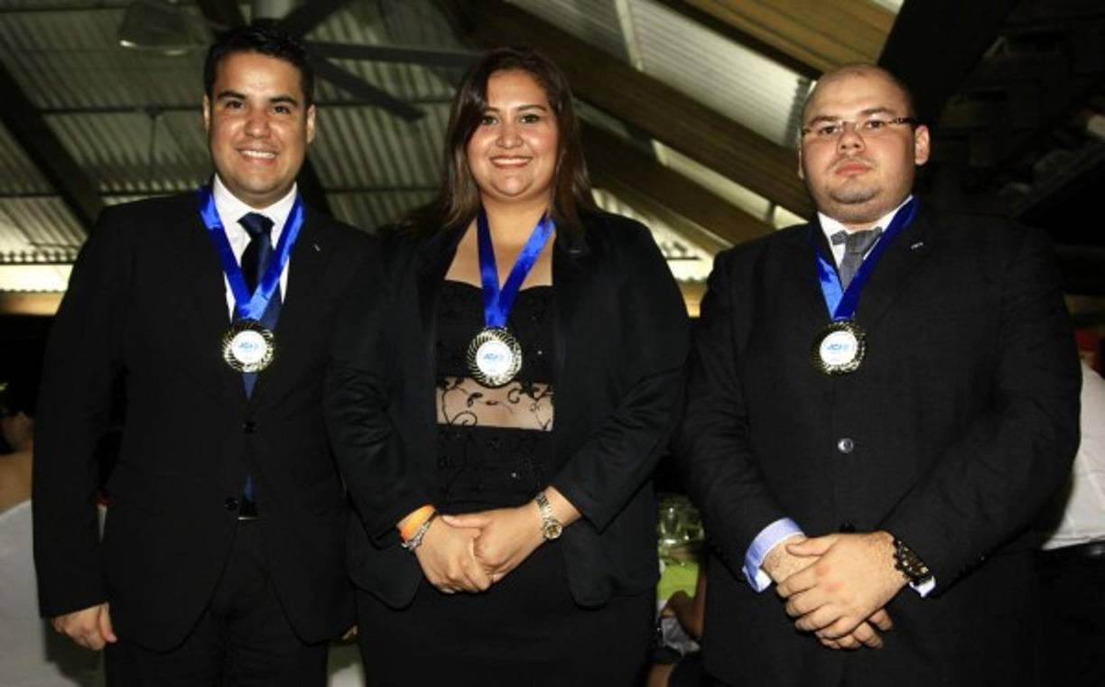 Raúl Salgado, Jessica Melhado y Francisco Hernández.