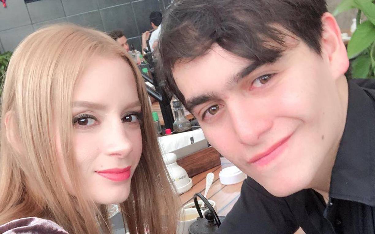 Imelda Garza, su esposa y madre de su hijo, compartió un mensaje en redes sociales, tras darse a conocer la noticia de la muerte de su esposo. 