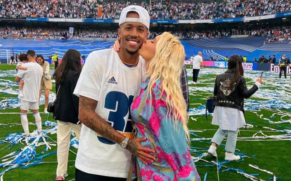 Y es que, Militao y Karoline Lima culminaron su relación el año pasado, poco tiempo antes de que naciera su hija.