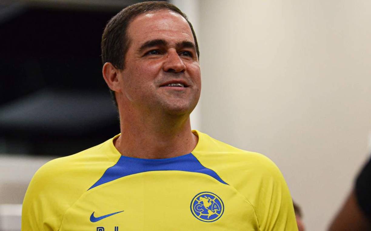Andre Jardine. El entrenador brasileño ha ganado todo lo que ha jugado con el Club América con apenas un año al frente desplegando un fútbol atractivo. Ya reconoció que tuvo acercamientos por parte de la Selección Brasileña para que tomara las riendas del equipo, por lo que no sería de extrañar que la Federación Mexicana le presente una propuesta.