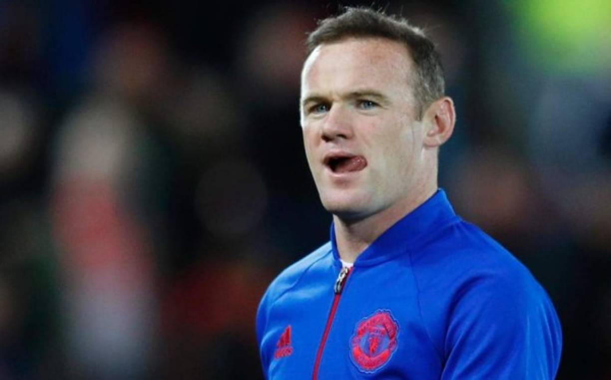 Wayne Rooney podría regresar de vuelta a su casa, el Everton. El técnico del del club Ronald Koeman, ha afirmado en rueda de prensa que el club inglés irá a por el delantero de los ‘Red Devils’ si este decide finalmente abandonar el Manchester United.