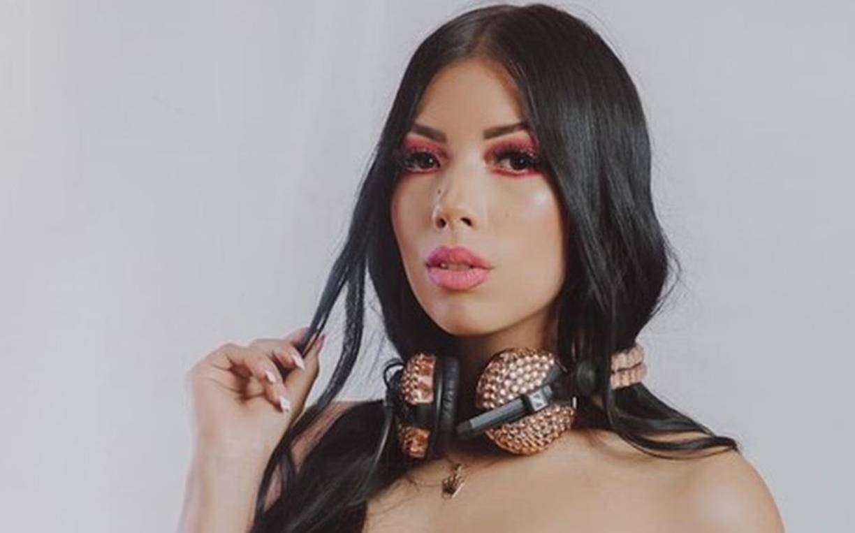 Valentina se estaba dando a conocer como Dj en varios países, habiendo realizado presentaciones en México, Brasil y en su natal Colombia. 