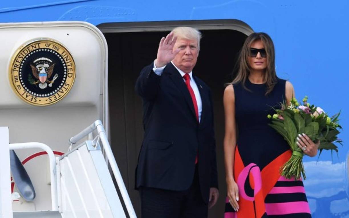 Trump y su esposa partieron esta mañana hacia Hamburgo, Alemania, para participar en la cumbre del G20. AFP.