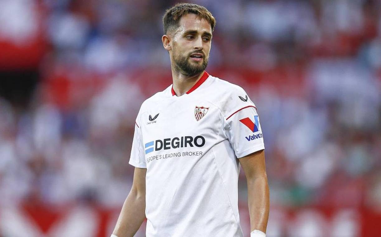El jugador belga del Sevilla, Adnan Januzaj, no tiene hueco en la plantilla dirigida por Mendilibar y volverá a irse cedido al Istambul Basaksehir, el club turco donde ya militó la temporada pasada (desde enero). De esta forma la entidad sevillista lograría liberar masa salarial en este final de mercado.