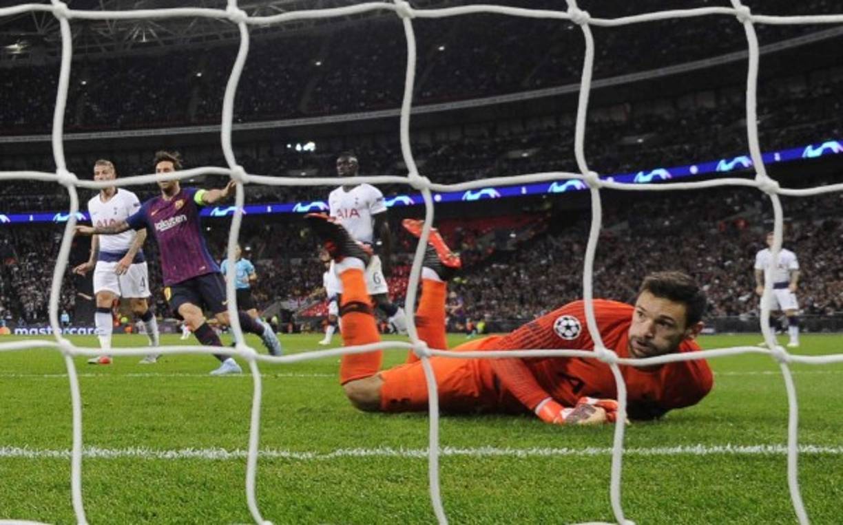 El Barça, que llegaba de dos empates y una derrota en la tres últimas fechas del campeonato español, sumó su segunda victoria en otros tantos partidos de la llave B de la Liga de Campeones, que lidera igualado a puntos con el Inter de Milán y con una holgada ventaja sobre los otros dos componentes del grupo.