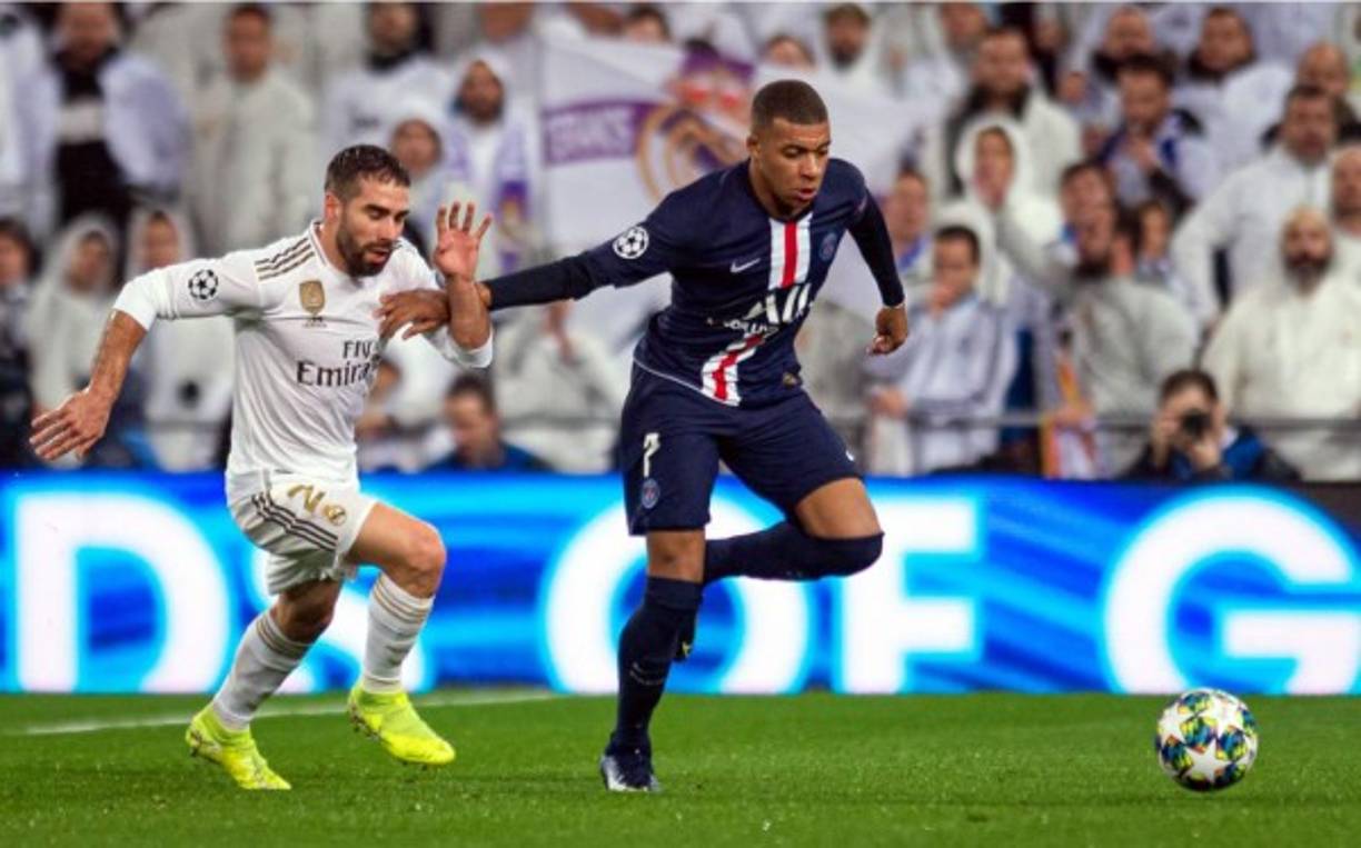 Kylian Mbappé, delantero del PSG en el punto del mira del Real Madrid, ha sido considerado como el futbolista más rápido del mundo por el diario francés 'Le Figaro'.
