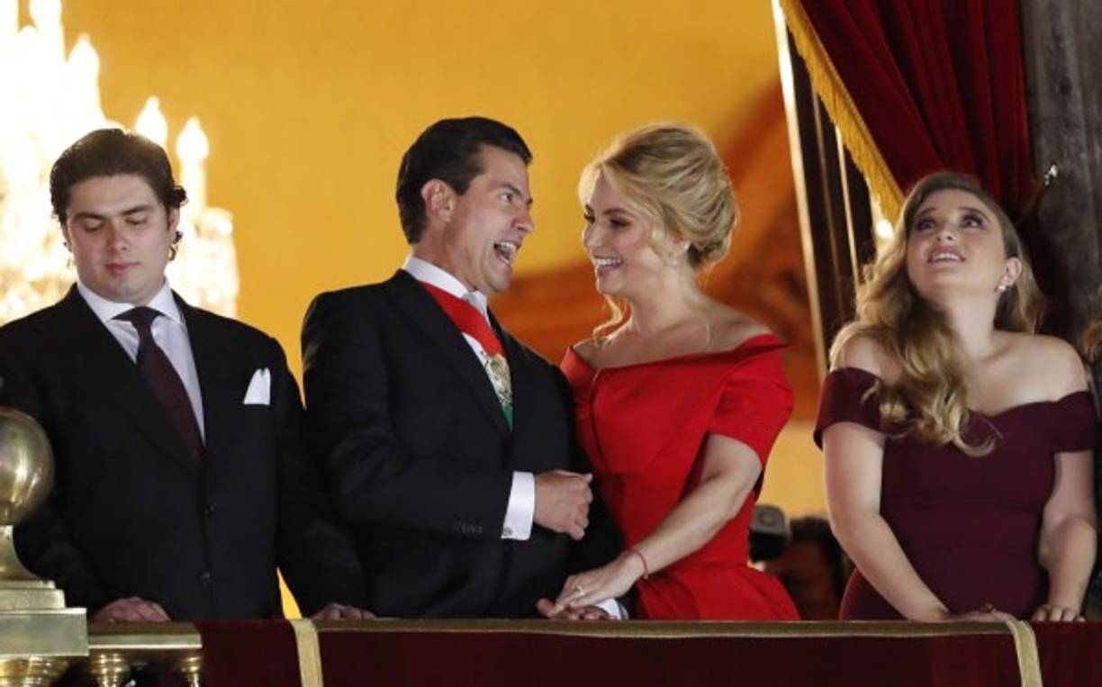 Alejandro, hijo de Peña Nieto, estuvo algunas veces en publicaciones por sus fiestas y viajes, y la actividad pública en redes sociales de Paulina, la mayor, desapareció después de aquel reclamo a los críticos de su padre en 2011, a quienes llamó 'prole'.