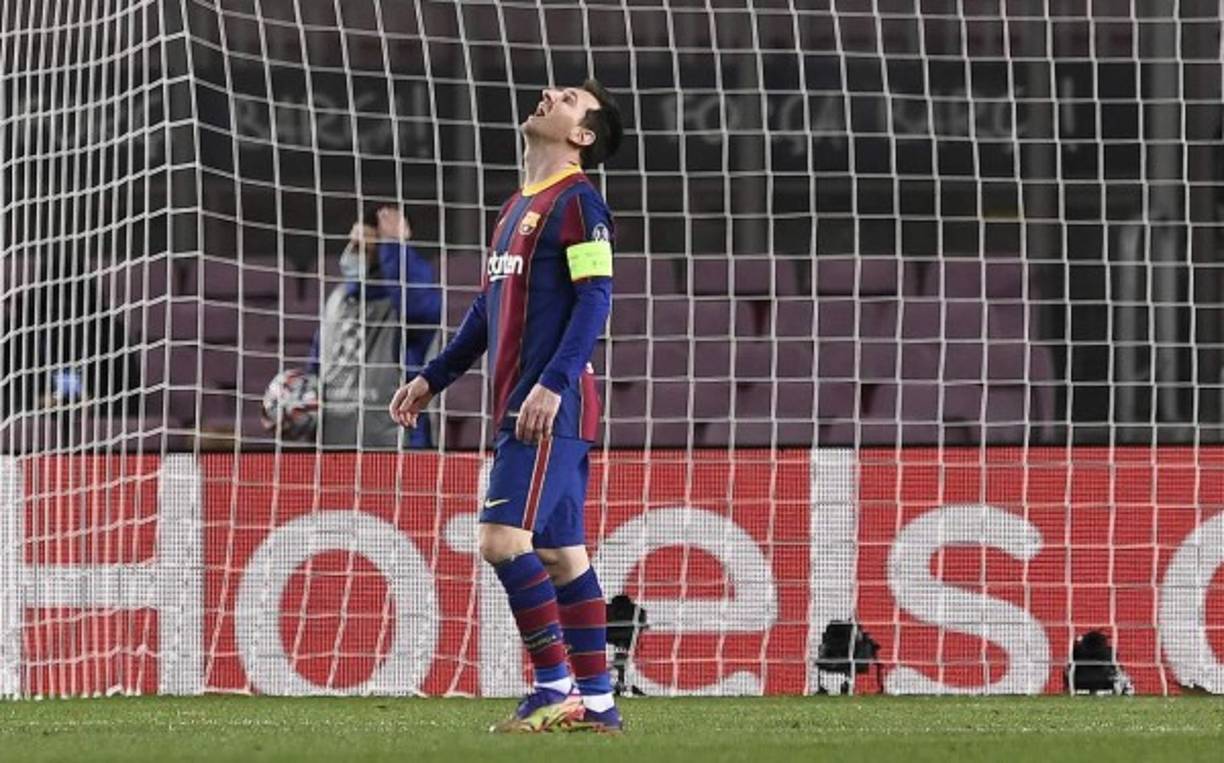 Los lamentos de Messi tras no poder marcarle a Buffon.