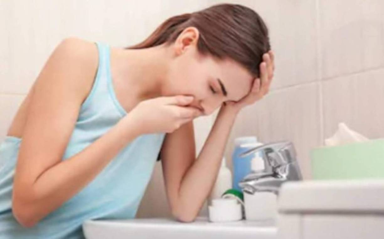 Los pacientes también presentaron problemas digestivos los que les provocaba vómitos.