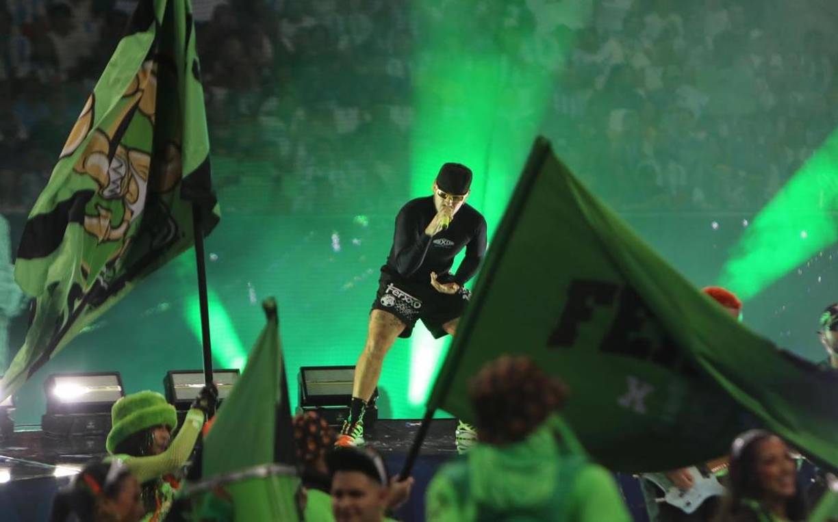 Nominado en nueve ocasiones a los Grammy latinos, el músico, compositor y productor cafetero tuvo su reconocimiento luego de popularizar términos de la cultura paisa como MOR y generar una identidad sonora y visual dentro del género urbano.