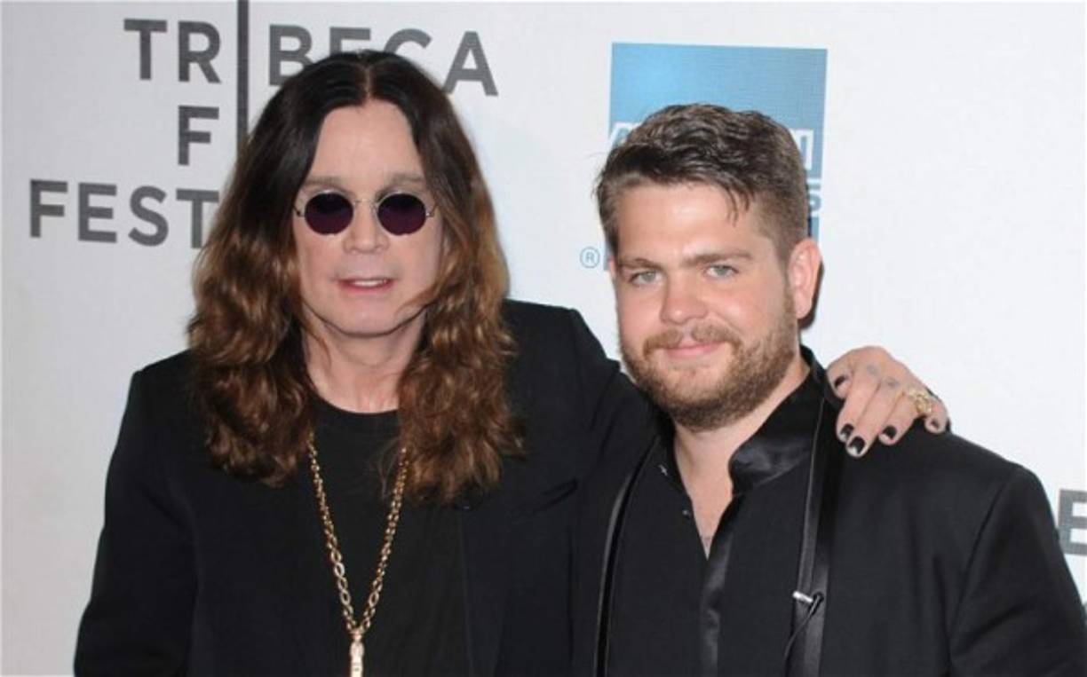 Jack Osbourne, hijo de Ozzy Osbourne, anunció en 2012 que había sido diagnosticado de esclerosis múltiple, a lo que reaccionó con 'enfadado y frustración' cuando supo la noticia.