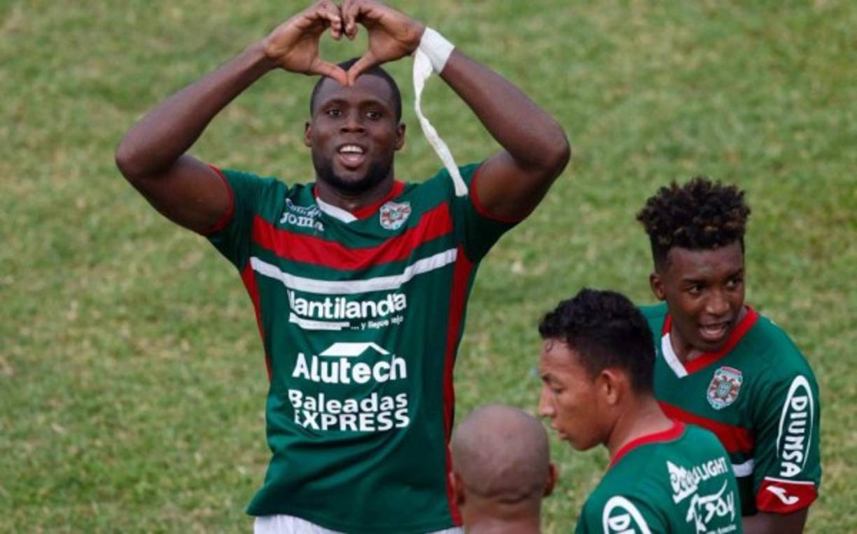 A Yustin Arboleda le quedan seis meses de contrato con el Marathón y asegura que desea cumplir, pero no sabe qué sucederá después. 'La verdad no sé, tengo contrato hasta diciembre y después veré qué pasa. A veces uno tiene las ganas de seguir, pero hay otros factores, pero yo estoy tranquilo, quiero disfrutar el título, sabemos que no se acabó el fútbol, viene otro campeonato que habrá que trabajar el triple. Los rivales nos mirarán diferente, pero yo voy a tratar de respetar mi contrato con Marathón, de portarme cómo lo he hecho hasta ahora, cuando termine miraremos qué viene después'.