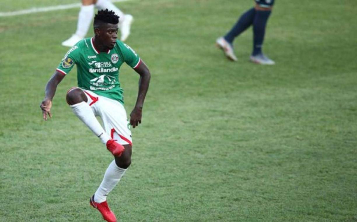 Bryan Barrios: Tal y como lo adelantó Diario LA PRENSA, en Marathón reconocieron que el defensor podría llegar al Real Balompédica Linense, club que pertenece a la 2 B de España, equivalente a la tercera categoría. 'Nos expresó que tiene una propuesta de España. Su representante le dijo que lo iba a llevar y si es así, hay que desearle suerte', confirmó Rolin Peña en Diario Diez.