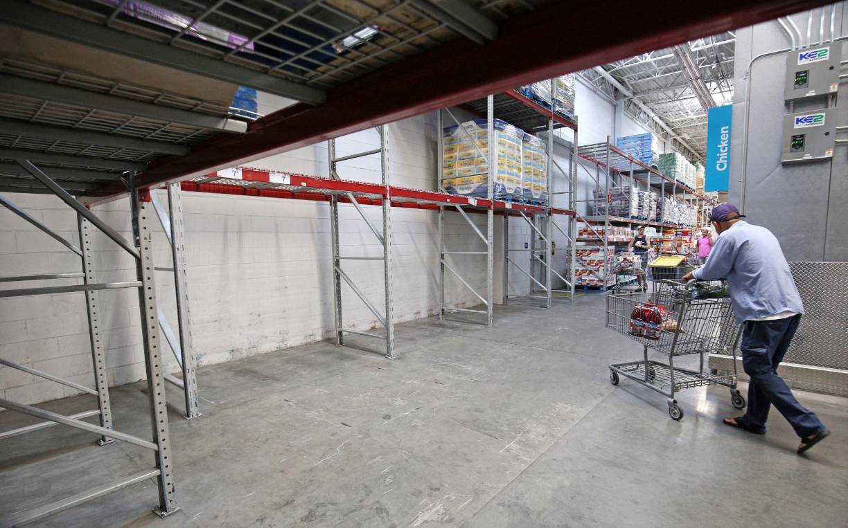 Ian puede tocar tierra en una franja de la costa floridana ribereña del Golfo de México que va de desde la bahía de Tampa, donde residen más de 3,1 millones de personas, hasta el condado de Escambia.