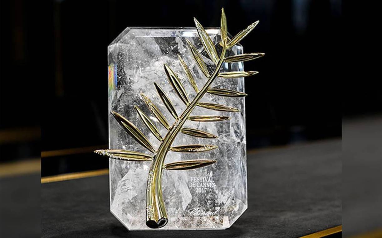 Recientemente lo hizo en la vertiente más familiar y de época en la adaptación de ‘Little Women’ (‘Mujercitas’, 2019) dirigida por Greta Gerwig, quien será precisamente la presidenta del jurado de la competición oficial de Cannes, donde este año se medirán figuras como Francis Ford Coppola, Yórgos Lánthimos, Paolo Sorrentino o David Cronenberg. En esta foto se muestra el reconocimiento que será entregado a Meryl Streep. 