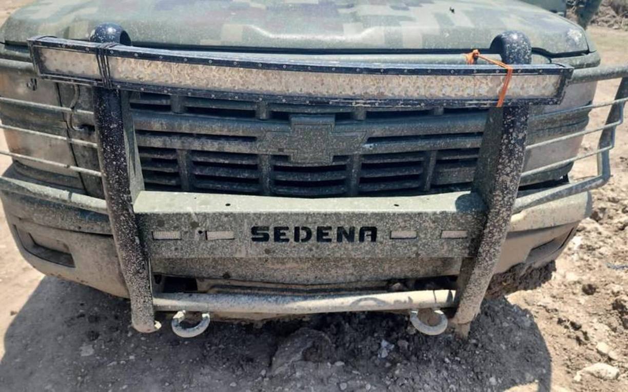 Se difundieron videos de la persecución en las redes sociales, los cuales muestran que ésta terminó con la muerte de los tres individuos armados.