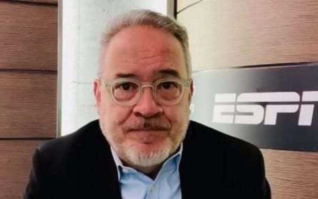 El periodista Luis Alfredo Álvarez de la cadena ESPN ha conmovido al mundo al brindar una triste información en sus redes sociales. 