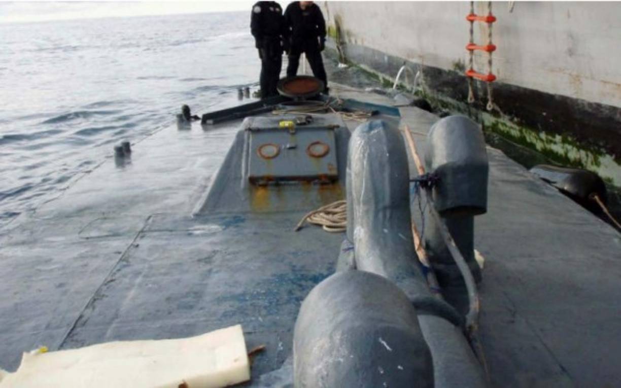 El primero de los cargos, el que le señala a la cabeza de una empresa criminal, ya acarrea una pena obligatoria de cadena perpetua, un castigo que también tendría garantizado aunque únicamente se le condenara por los principales crímenes de tráfico de drogas de los que se le acusa.<br/>