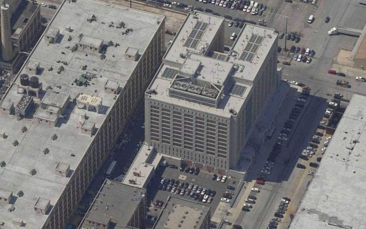 Vista aérea del Centro de Detención Metropolitano de Brookly, Nueva York, la instalación a la que fue llevado el expresidente Callejas.