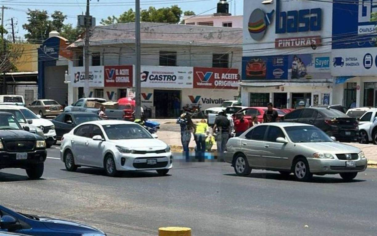 “El Peinadito” se hizo famoso por sus fotos y videos mostrando autos deportivos y de lujo, y su carisma lo llevó a compartir momentos en redes sociales con celebridades como Fidel, del grupo Marka Registrada, Edun Caz, vocalista del Grupo Firme, y el cantante de corridos bélicos Luis R. Conríquez.
