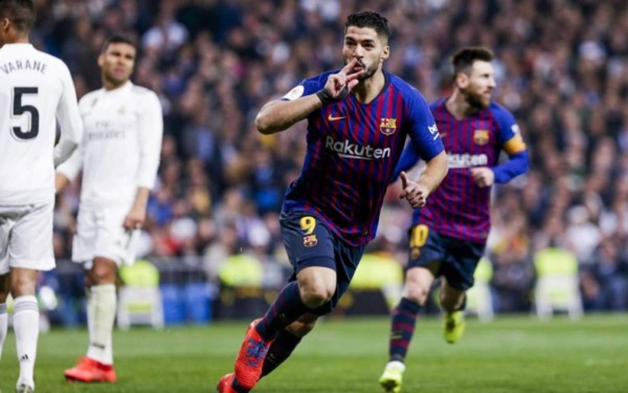 Luis Suárez es un fijo en el ataque. El miércoles marcó dos goles y condujó al Barcelona a la victoria y clasificación a la final de la Copa del Rey.