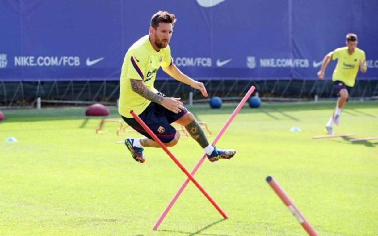 La Pulga está entrenando al máximo en la Ciudad Deportiva Joan Gamper para llegar de la mejor manera al partido frente al Napoli.