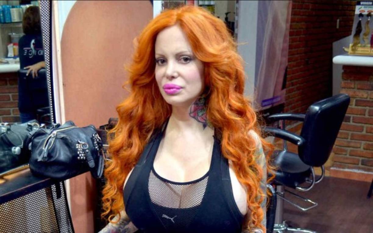 Sabrina siempre ha sido polémica, al grado que poco le importa decir de frente que no quiere saber nada de sus hijas, una de ellas nacida con autismo, solo porque no tiene 'alma de madre'.