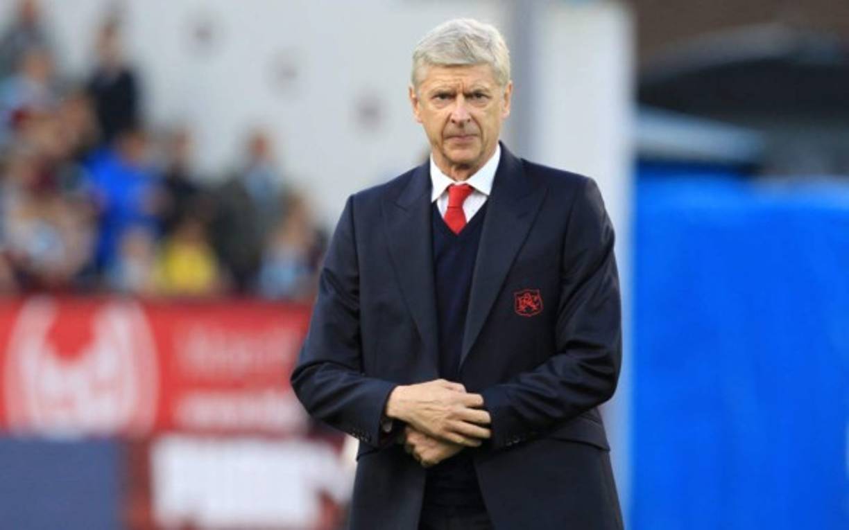 Arsene Wenger: Tras varios años en el Arsenal y no dirigir en la presente campaña, según apunta 'The Sun' se habría ofrecido al Newcastle United en el caso de que Rafa Benítez deje de ser el DT de las 'Urracas'.