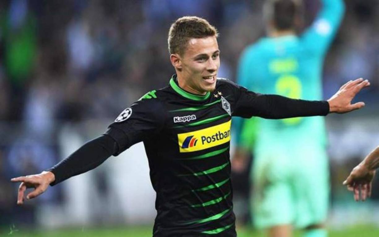 Thorgan Hazard, hermano menor del futbolista del Chelsea, interesaría al Atlético de Madrid, según apunta Sport Bild. El mediapunta belga se ha convertido en uno de los futbolistas más destacados de la Bundesliga. Termina contrato con el Mönchengladbach en 2020.