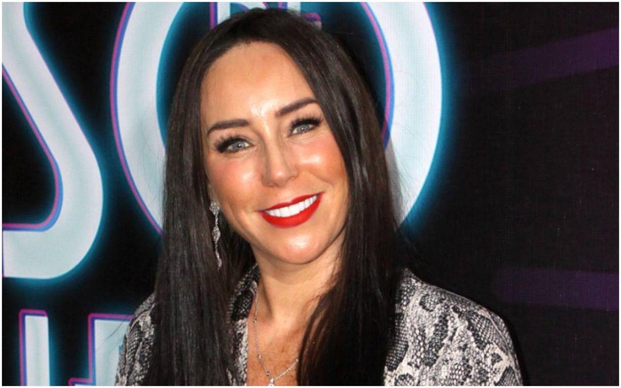 A mediados de septiembre se dio a conocer que tanto Gómez Mont como Álvarez Puga fueron acusados por los delitos de peculado (malversación de fondos), delincuencia organizada y operaciones con recursos de procedencia ilícita, que ascienden a los 3.000 millones de pesos (unos 150 millones de dólares), por lo que se emitió una orden de arresto en su contra.