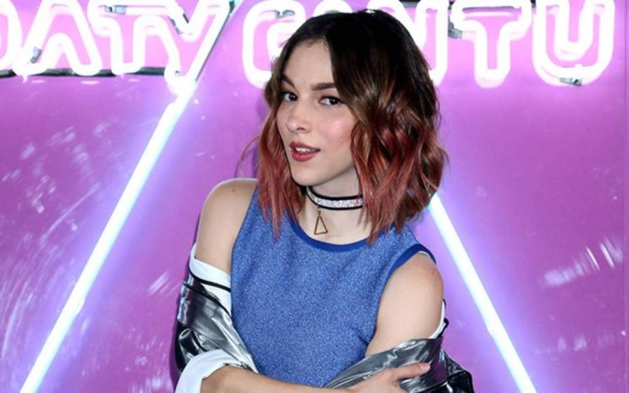 La talentosa cantante mexicana Paty Cantú ha dado un giro completo a su imagen, ya que dejó atrás su look juvenil para lucir como una mujer más segura de sí misma por dentro y por fuera.