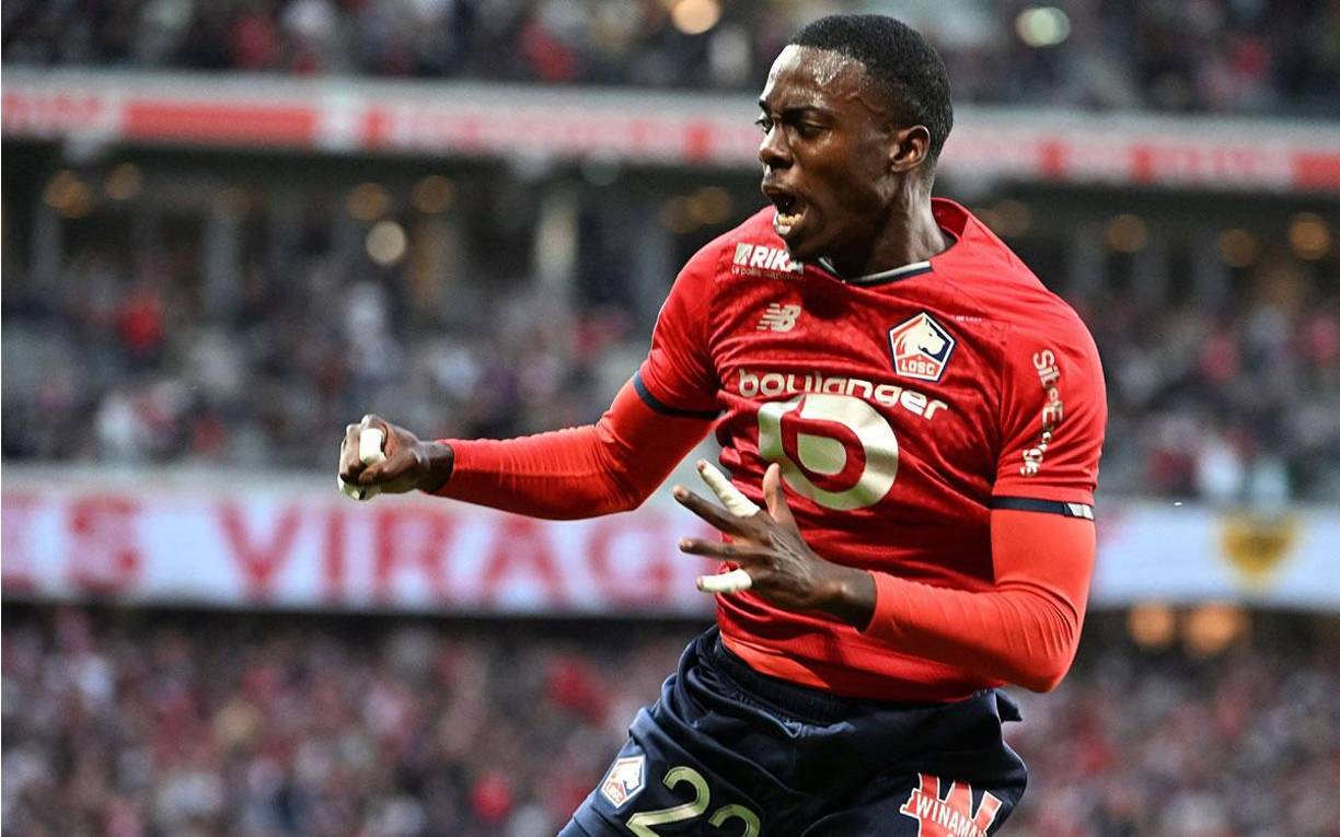 Timothy Weah - El delantero francés del Lille cambiará de aires durante esta ventana de fichajes. Según Fabrizio Romano, el Lille y la Juventus han llegado a un acuerdo por 12 millones para hacerse con los servicios del galo. Tras pasar por PSG y Celtic, el hijo del mítico George Weah se asentó en el Lille, dónde ha jugado 29 partidos esta temporada.