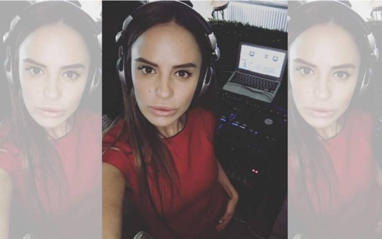 Eleonor Verbitskaya en sus labores como DJ.