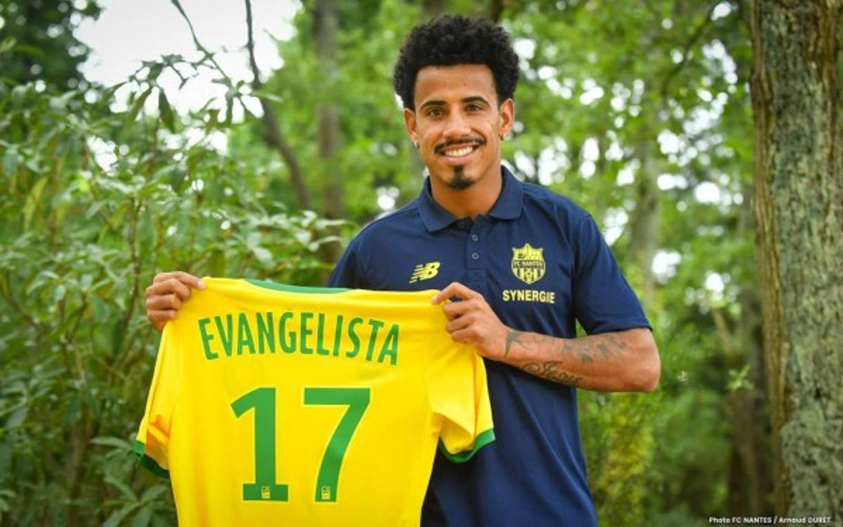 El Nantes ha fichado al centrocampista brasileño Lucas Evangelista. Firma hasta junio de 2023.