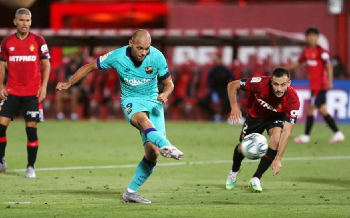 Martin Braithwaite marcó el 0-2 del Barcelona con este disparo de derecha tras asistencia de Messi.