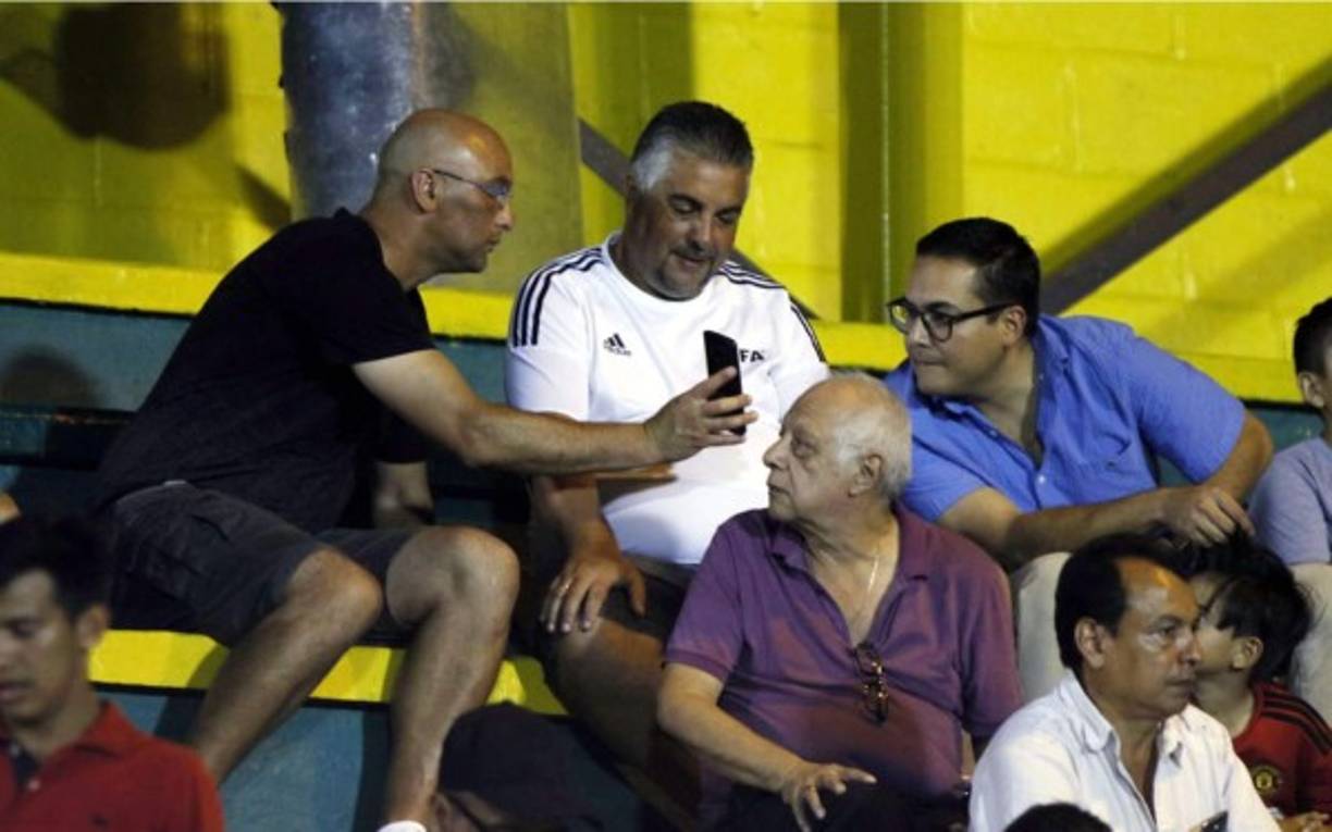 Ramiro Martínez, técnico del Real España, antes de viajar a la capital para enfrentar al Motagua se fue a El Progreso el viernes para ver el partido entre los progreseños y el Real de Minas en el estadio Humberto Micheletti.