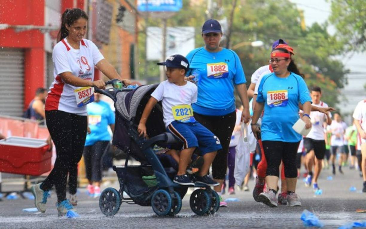 Las familias dijeron presente a la 39 Maratón Internacional LA PRENSA.