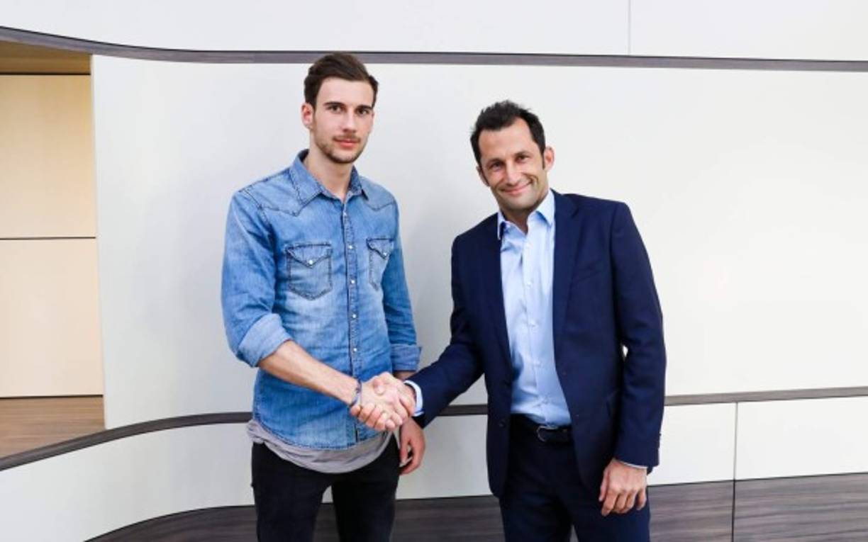 El Bayern Munich ha hecho oficial el fichaje de Leon Goretzka para la próxima temporada. El internacional alemán de 22 años firmará por cuatro campañas, hasta el 30 de junio de 2022. Llega procedente del Schalke 04.