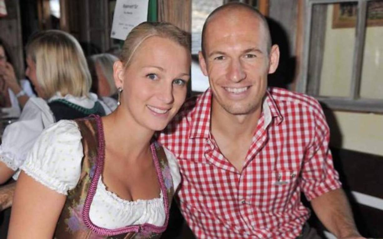 'Nos dimos cuenta de que la cosa no pasa de hoy a mañana, no te llegas a sentir mejor después de uno o dos días', relató el jugador holandés.