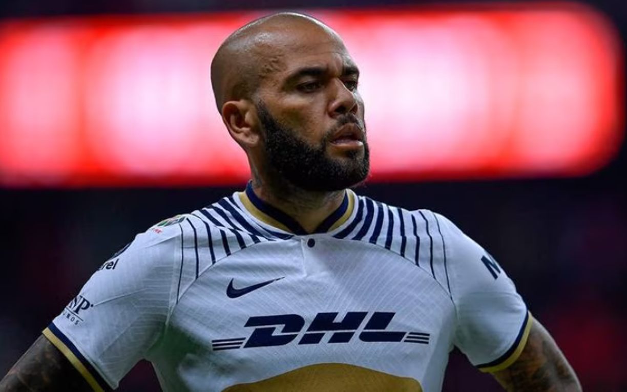 “Él me hizo como un gesto y fue cuando le dije a mi prima: ‘No sé si voy’. Y me dijo, ‘bueno, pues no pasa nada, y me hizo el gesto de vete y ya está. Yo en ningún momento sabía dónde estaba yendo. Yo recuerdo dirigirme donde estaba él”, contó.