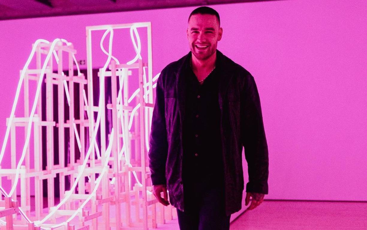 Fuentes de Radar Online sugieren que la ceremonia incluirá “una serie de canciones tributos de algunos actos muy importantes” para honrar su pasión por la música, y su familia desea agregar un toque musical especial al servicio. 